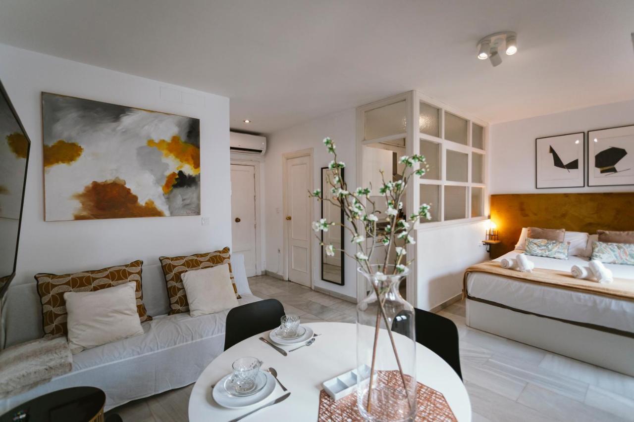 Apartamento Complete Studio With Terrace - 1Bth- La Giralda Sevilla Exterior foto